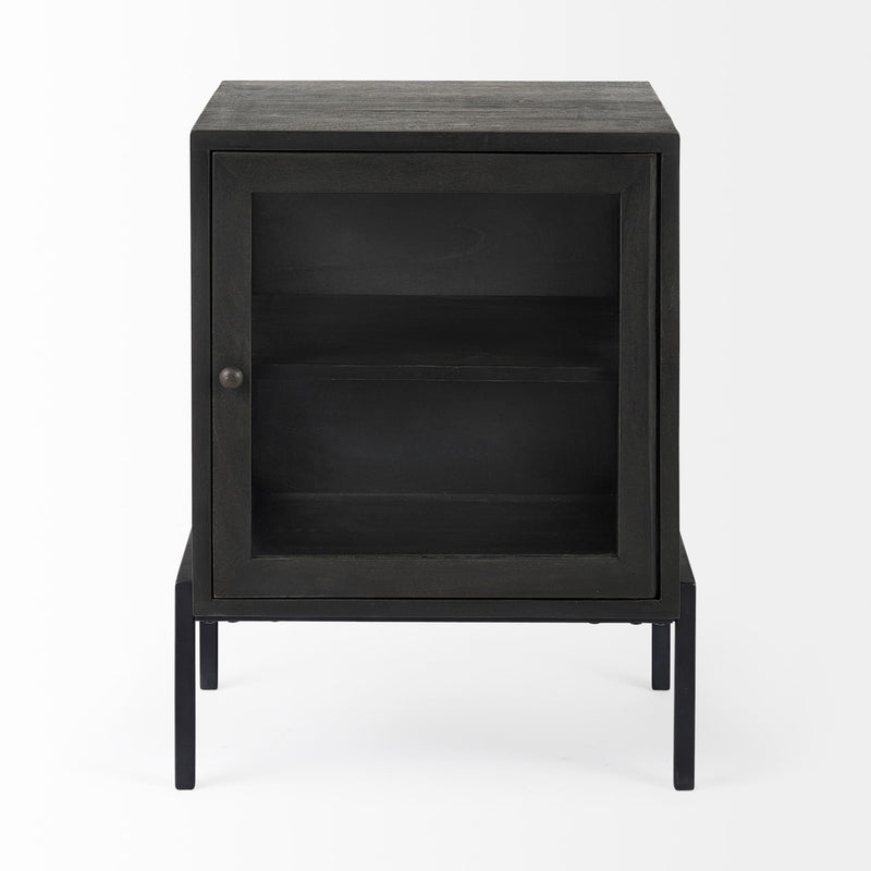 Mercana Arelius End Table 69207 IMAGE 1